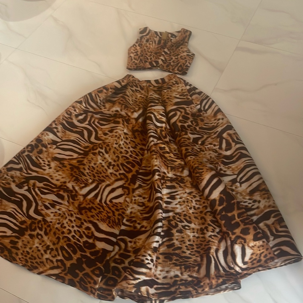 Two pieces for women